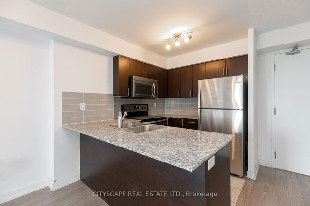 1808 - 1410 Dupont Street