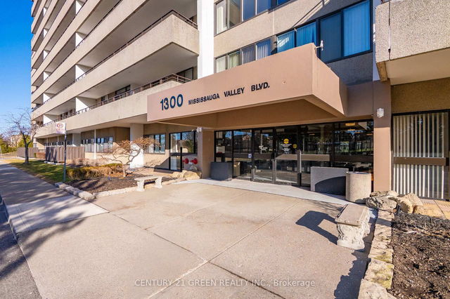 1011 - 1300 Mississauga Valley Boulevard