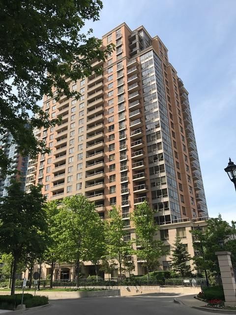 722 - 5233 Dundas Street