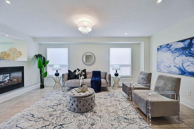 8 Willow Park Drive