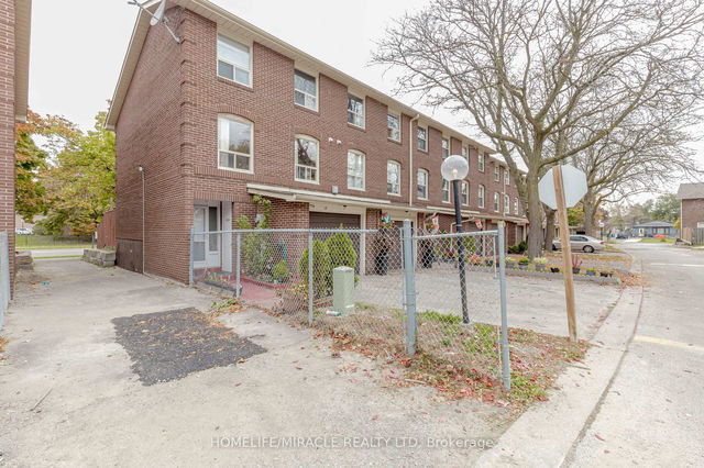 12 - 12 Eden Park