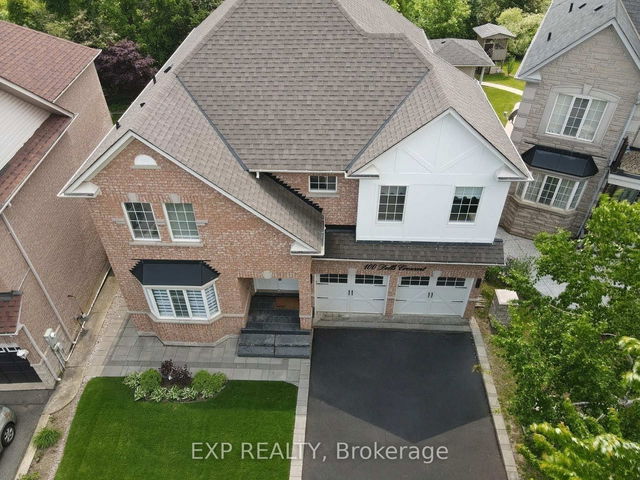 100 Dells Crescent