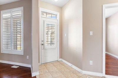 60 Garrison Sq, Halton Hills - Georgetown image-0-3