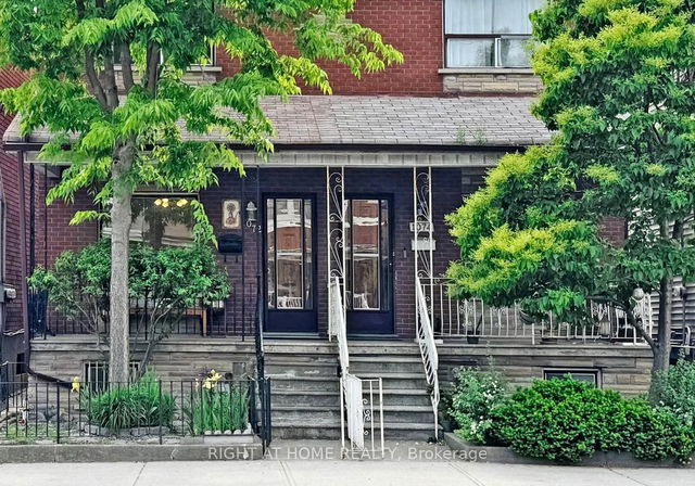 1072 Dufferin Street