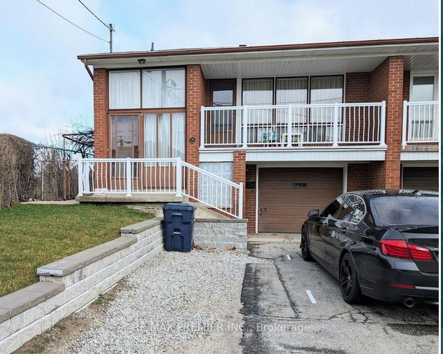 Main Floor - 71 Sorlyn Avenue