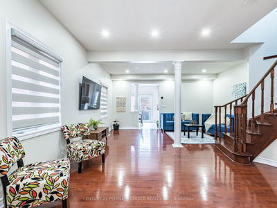 74 Crystalview Cres, Brampton - Bram East image-0-4