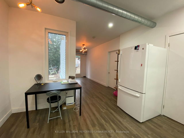 Room 2 - 344 Bartlett Avenue