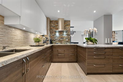 Unit 1701 — 40 Richview Rd, Toronto - Humber Heights image-0-4