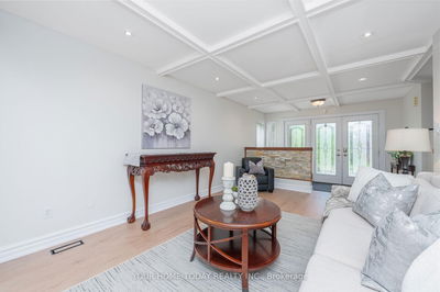 4 Huffmann Dr, Halton Hills - Georgetown image-0-4