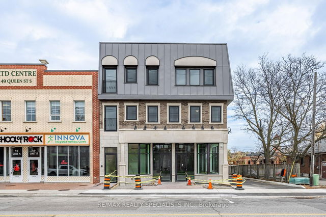 201 - 53 Queen Street