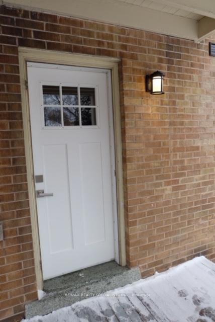 2 - 2006 Maplewood Drive
