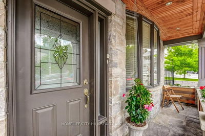 46 Kenora Cres, Toronto - Keelesdale-Eglinton West image-0-4