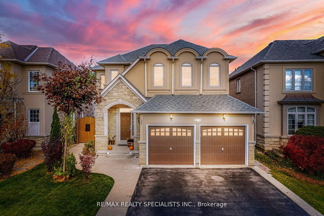 7 Sorbonne Drive