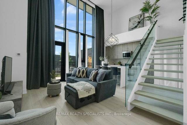 101 - 2450 Old Bronte Road