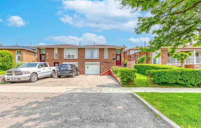 Lower - 878 Blairholm Avenue
