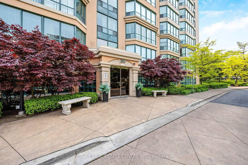 SS01 - 100 Millside Dr, Milton, L9T 5E2 | Image 3