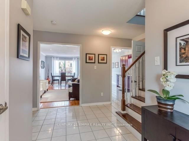 122 Muirland Crescent