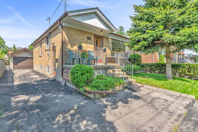 10 Robindale Ave, Toronto - Alderwood image-0-1