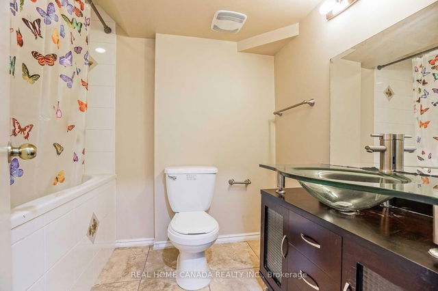 W/O Bsmt - 2056 Wincanton Crescent