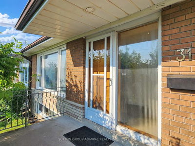 31 Charrington Cres, Toronto - Glenfield-Jane Heights image-0-1