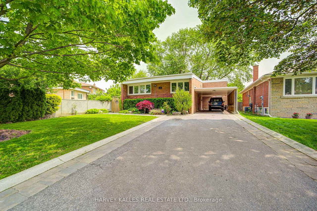 29 Lois Avenue