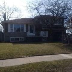 462 Scarsdale Crescent