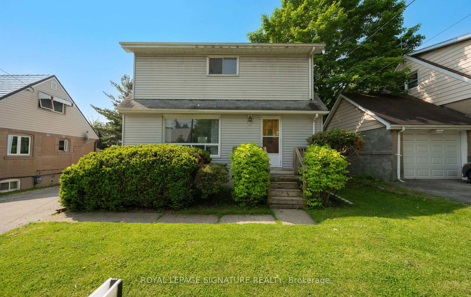 Detached House for sale at 129 Allenby Avenue, Toronto, Elms-Old Rexdale, M9W 1T2 - MLS: W12200822