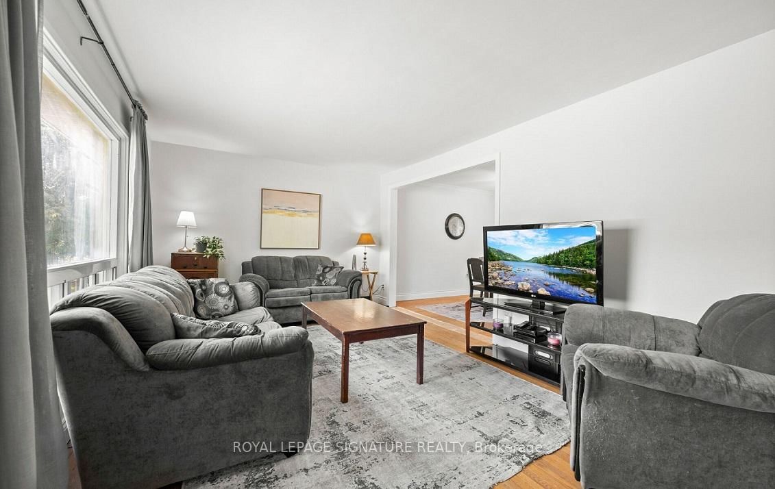 Detached House for sale at 129 Allenby Avenue, Toronto, Elms-Old Rexdale, M9W 1T2 - MLS: W12200822