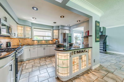 53 Fenley Dr, Toronto - Kingsview Village-The Westway image-0-2