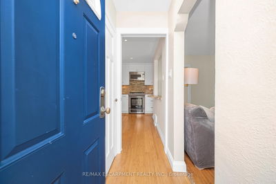 61 Struthers St, Toronto - Mimico image-0-3