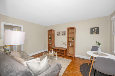 61 Struthers St, Toronto - Mimico image-0-4