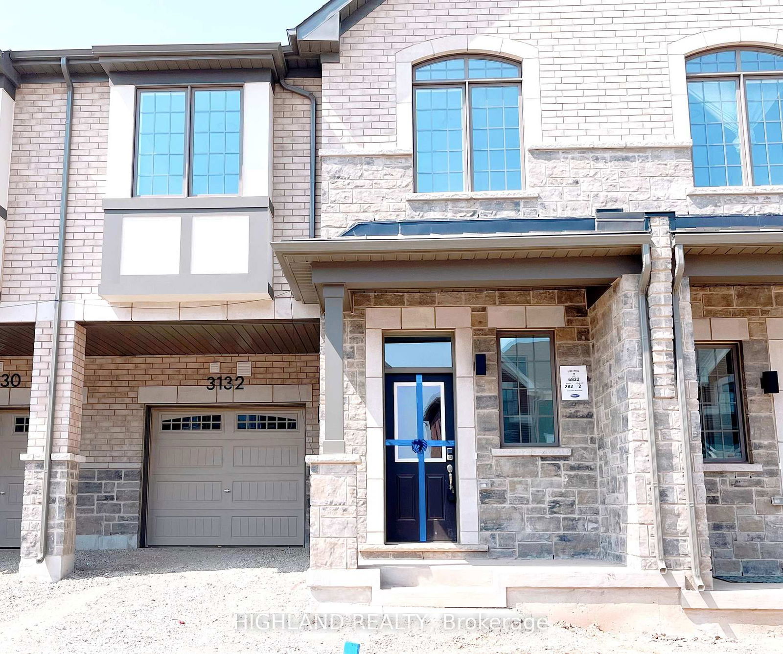 Townhouse for lease at 3132 John Mckay Boulevard, Oakville, Joshua Meadows, L6H 8A7 - MLS: W12200901