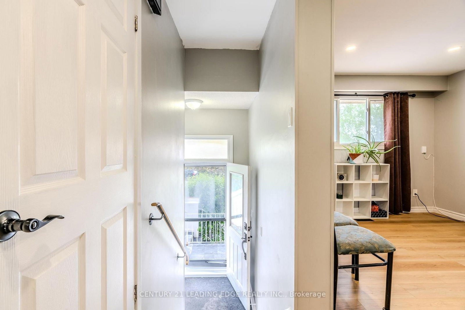 Townhouse for sale at 4 Chambers Court, Brampton, Ontario, L6Z 1J1 - Heart Lake East - MLS: W12200946
