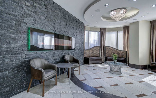 1511 - 310 Burnhamthorpe Road W