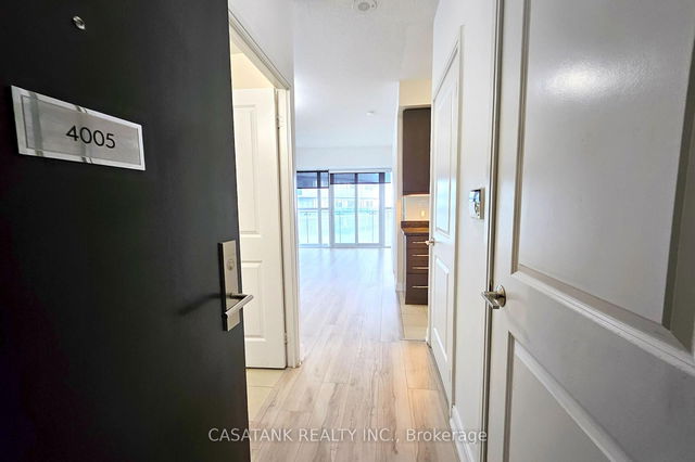 4005 - 50 Absolute Avenue