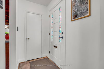 40 Whitley Ave, Toronto - Downsview-Roding-CFB image-0-1