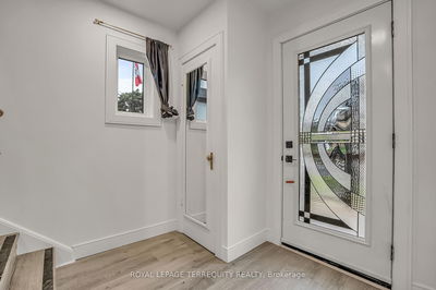 102 Guestville Ave, Toronto - Mount Dennis image-0-1