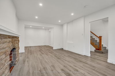 102 Guestville Ave, Toronto - Mount Dennis image-0-2