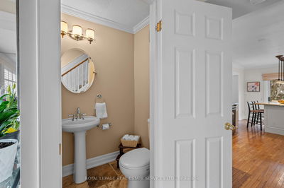 Unit 6 — 2098 Marine Dr, Oakville - Bronte image-0-4