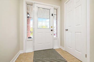 209 Eaton St, Halton Hills - Georgetown image-0-2