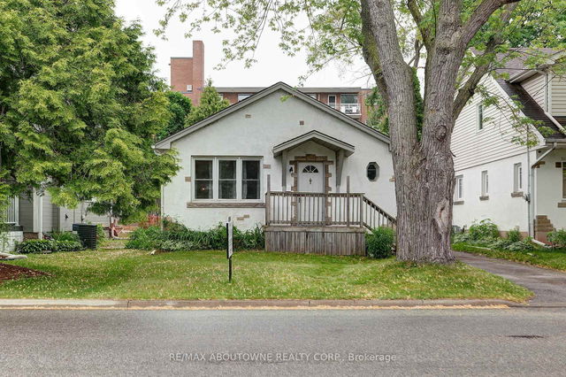 469 Woodland Avenue