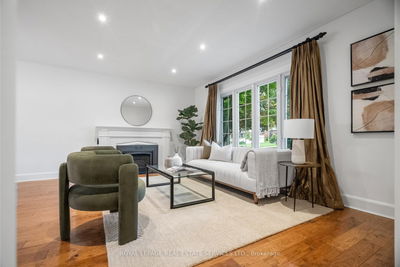 9 Loyalist Rd, Toronto - Kingsway South image-0-3