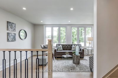 7 Brookmere Rd, Toronto - Rexdale-Kipling image-0-3
