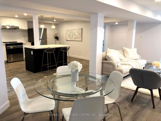Lower - 226 Howard Crescent