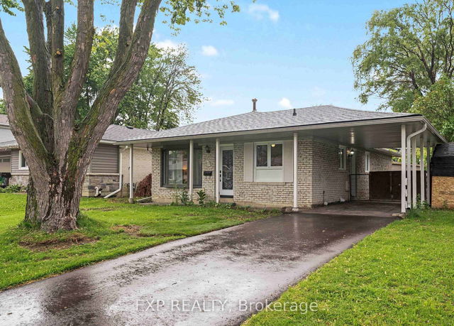 66 Ferndale Crescent