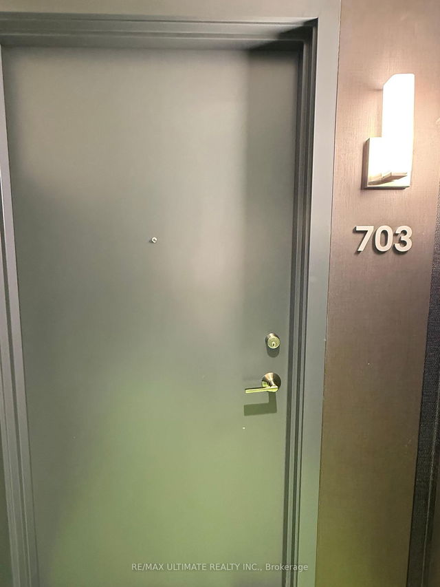 703 - 2485 Eglinton Avenue