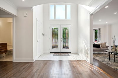 1291 Saddler Circ, Oakville - Glen Abbey image-0-4