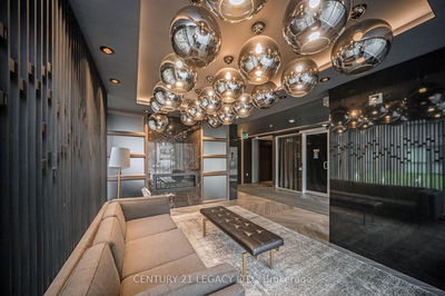 Unit 317 — 210 Sabina Dr, Oakville - Glenorchy image-0-2