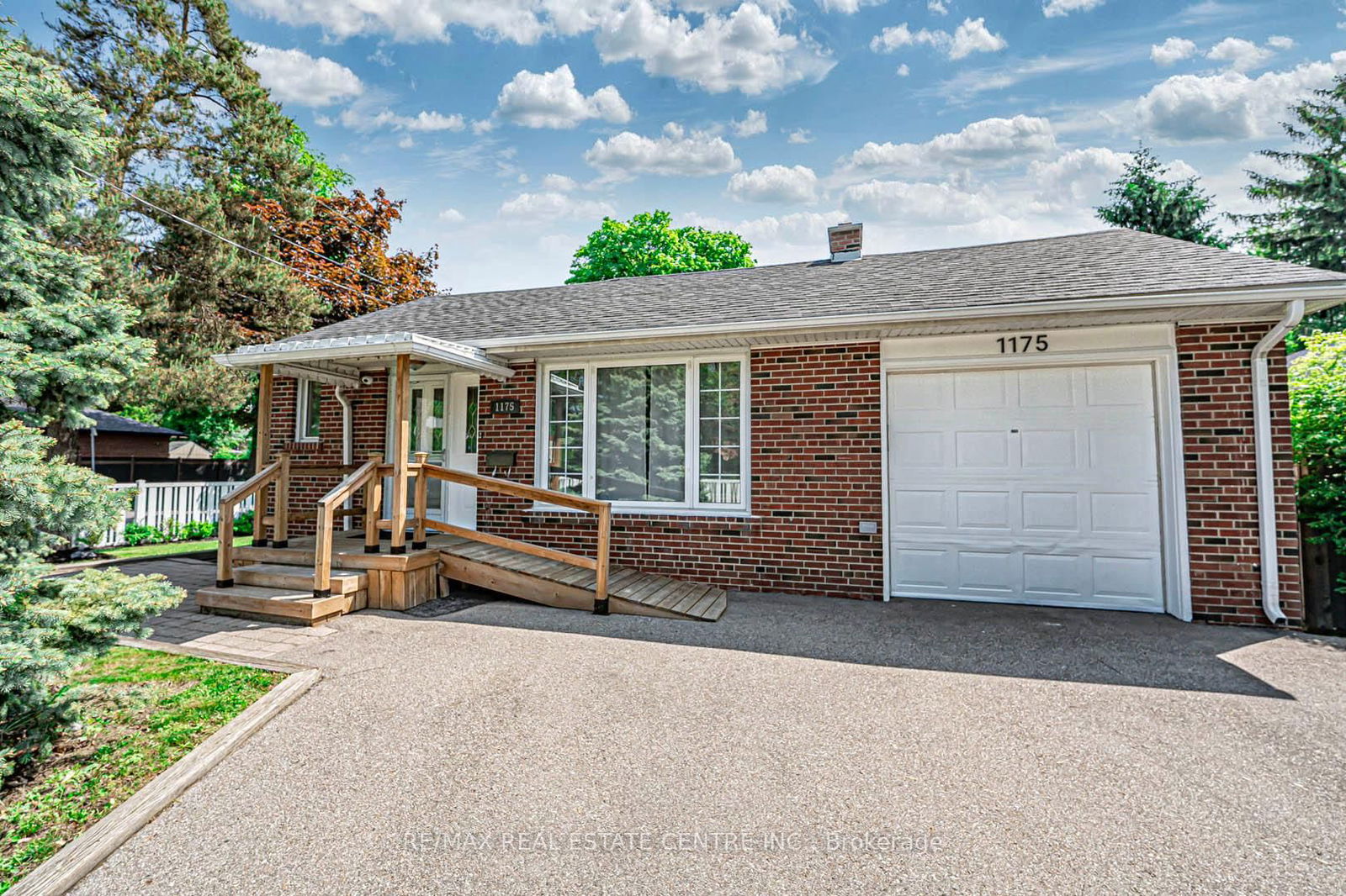 Detached House for sale at 1175 Kipling Avenue, Toronto, Princess-Rosethorn, M9B 3M4 - MLS: W12202662