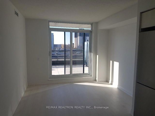 427 - 10 Gibbs Road